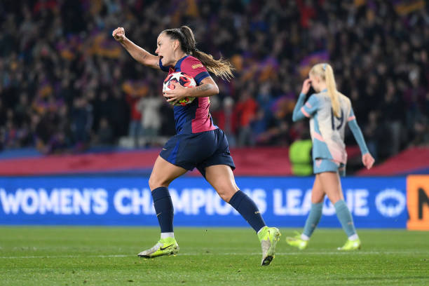 PES6 vs FIFA 07：谁才是2006年最佳足球游戏？