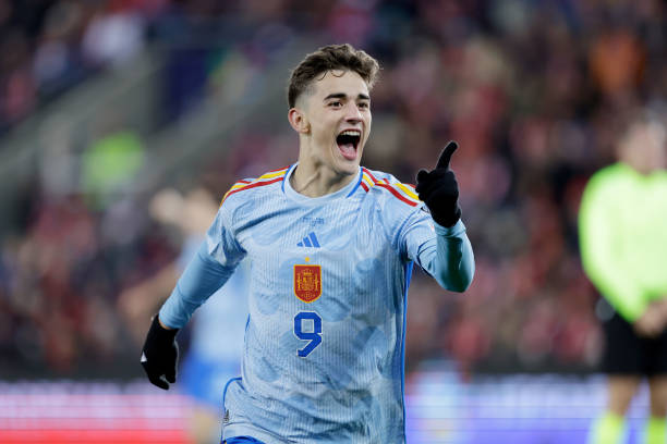 点球大战的心理学：门将和射手的终极对决