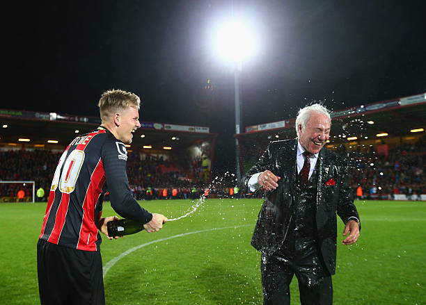 足球巨星收入榜:姆巴佩的月薪在全球排第几?