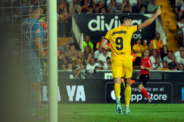 帽子戏法：足球场上的传奇时刻