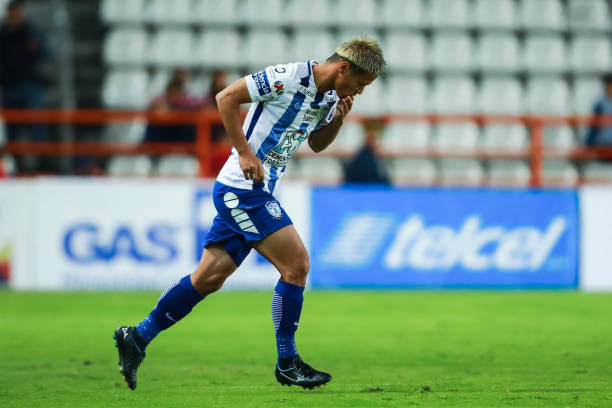 欧冠决赛夜,咪咕陪你嗨翻天!精彩解说+多路信号任选