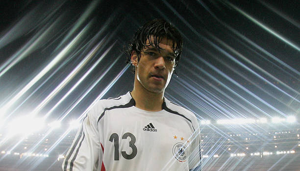 皮奥利变阵三后卫,米兰防守问题真的解决了吗?