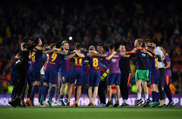 从日常到盛装：乔治娜·罗德里格斯百变造型高清全集