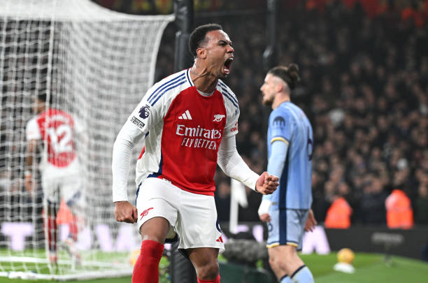 2024年最佳足球直播APP推荐:哪款更适合你?