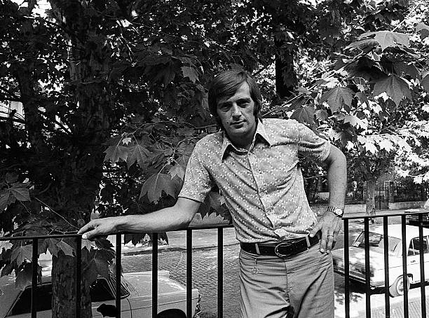 足球训练：如何练习电梯球和落叶球射门