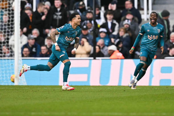 雷速进球动态图里的细节：球员微动作解析