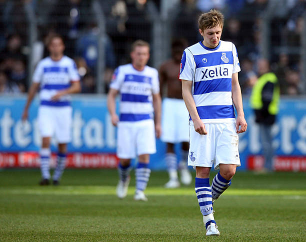 维多利亚·贝克汉姆的育儿经:明星家庭的成长故事