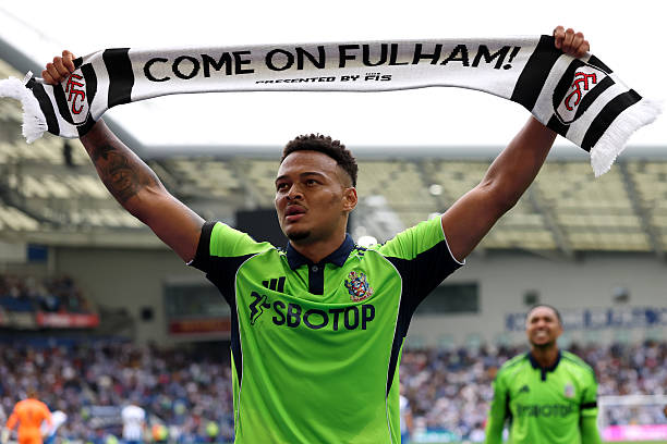 乔治娜最新健身照曝光！魔鬼身材全靠自律