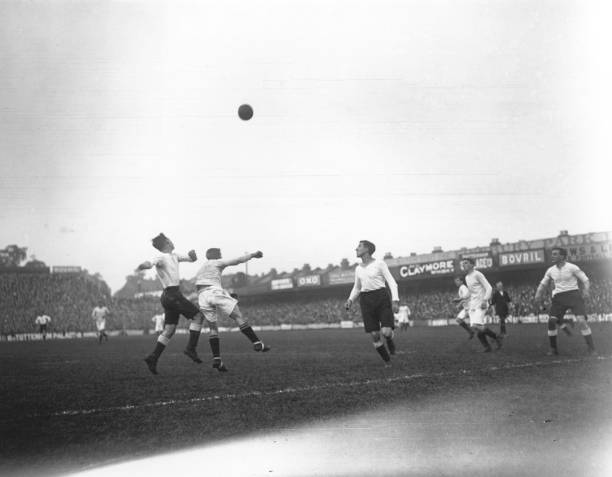 足球场面积单位换算：亩、平方米、公顷全解析