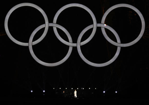 中国奥运健儿金牌时刻:历届奥运会冠军名录