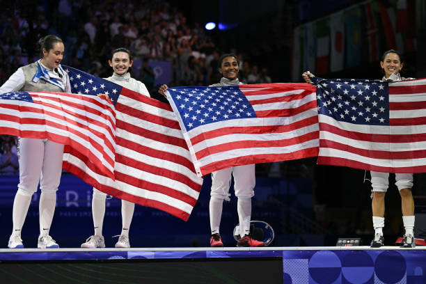 会徽中的女性形象：2024巴黎奥运会如何展现性别平等