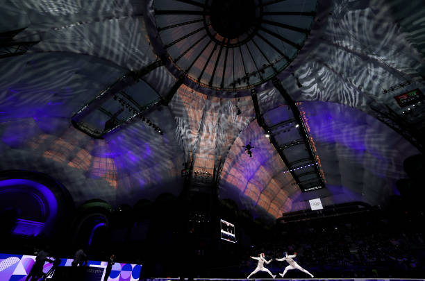 世界大同的舞台:历届奥运会开幕式主题演变解析