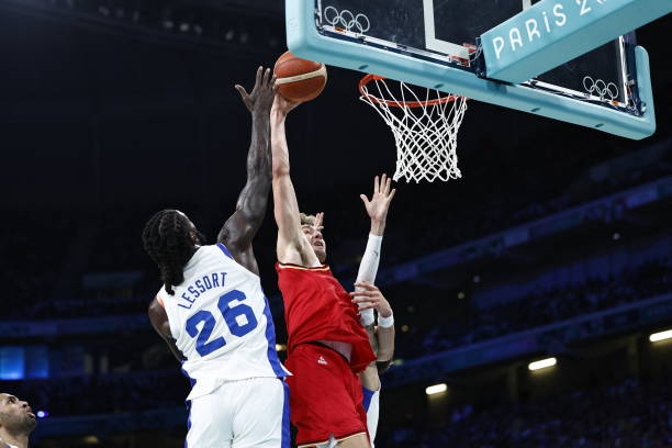 现代奥运会的诞生年份是多少？