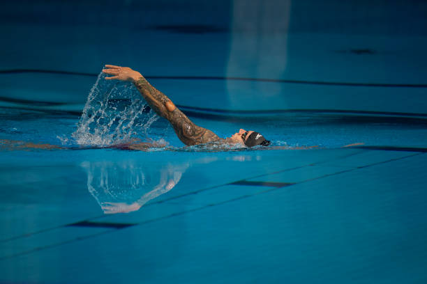 世纪之跃！运动员打破被认为难以逾越的跳远世界纪录