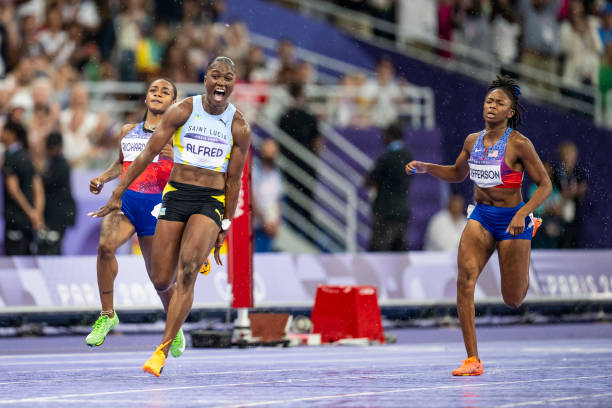 跳远小贴士:帮助二年级学生克服跳远时的紧张情绪