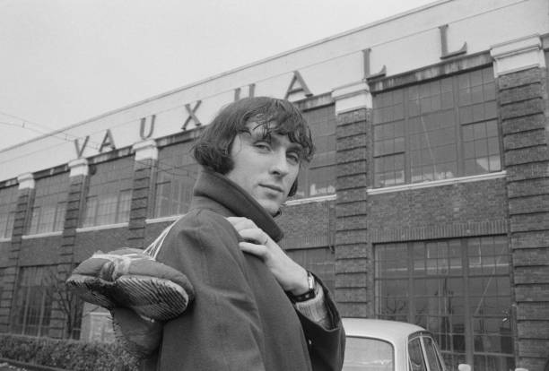 伏明霞退役年龄是多少？回顾她的跳水生涯