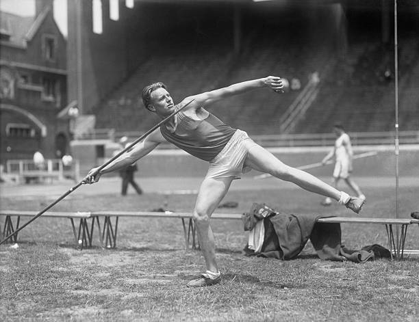 吴敏霞微博分享跳水训练日常，粉丝直呼太励志！