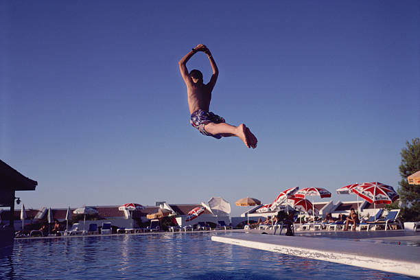 郭晶晶穿平价布鞋引热议,网友:这才是真正的豪门风范