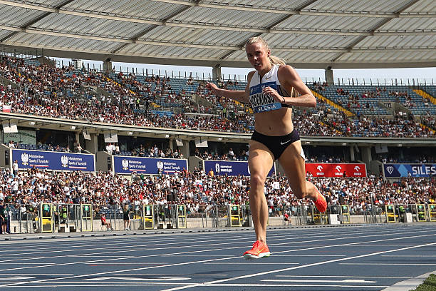 闪电博尔特：人类极限的终极挑战者