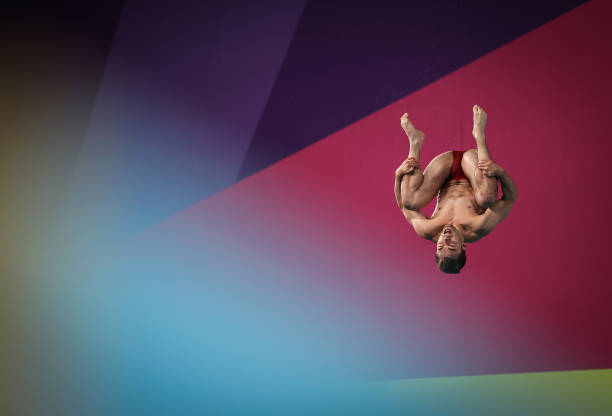 2024年跳水比赛回放：失误与逆袭，比赛全程高能！