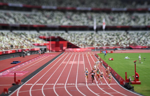 短跑训练计划设计:一个月如何平衡力量与速度训练