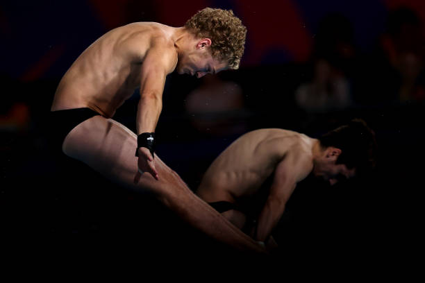 吴敏霞穿旗袍惊艳亮相，东方韵味尽显优雅气质