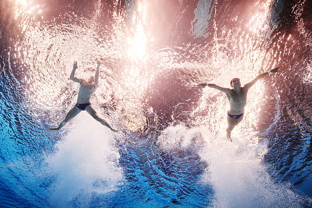 将主题与奥林匹克格言紧密结合，突出其精神价值