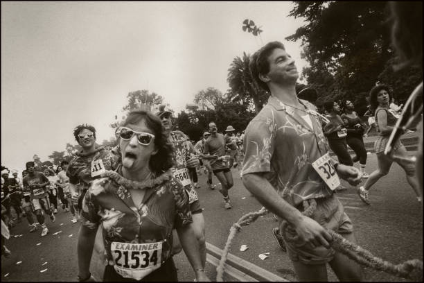 跳高运动员必备:高效助跑与起跳动作详解