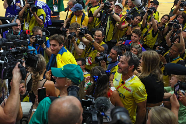 伏明霞退役后的生活:回归平凡,享受家庭时光