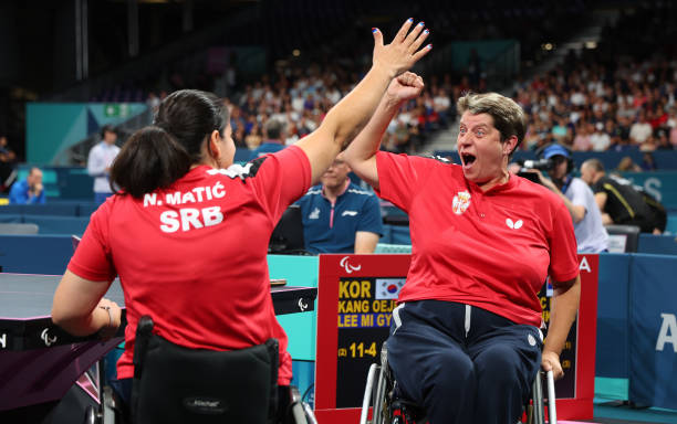 预算200元以内,哪些乒乓球拍最适合初学者?