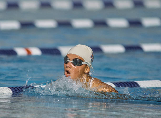 2021年全国游泳比赛:新星崛起与老将风采