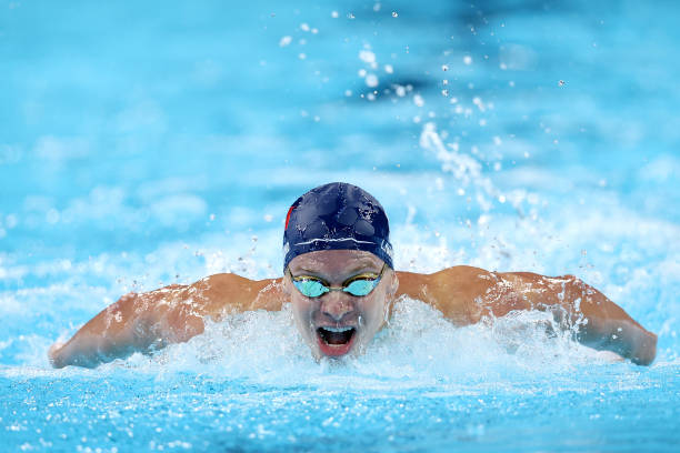 早学vs晚学：游泳启蒙时间的利弊权衡