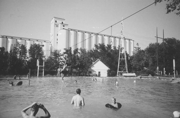 游泳圈充气过满真的会爆炸吗？科学解析来了