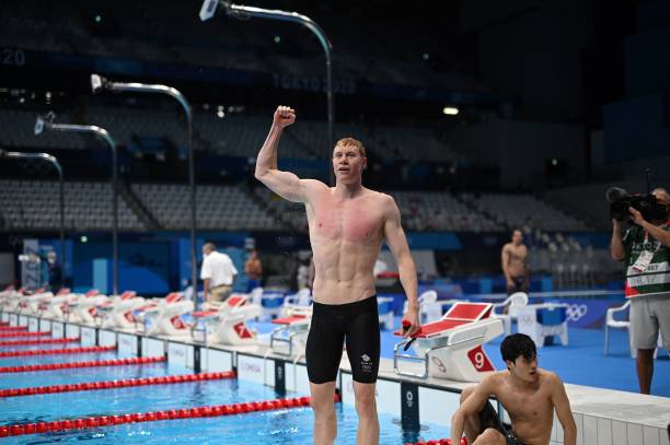 游泳与腰椎健康:为什么它是低冲击的理想运动?