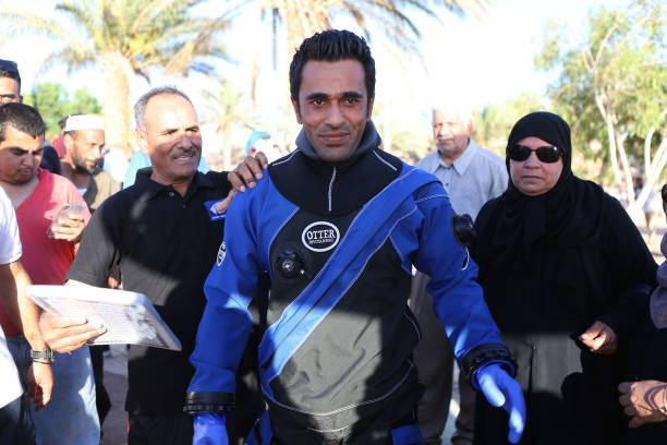 游泳阻力来源解析：如何识别并克服水中阻力