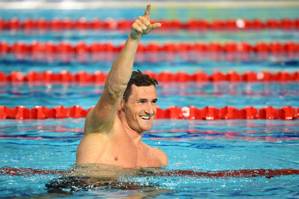 深入解析“swimming”的音标结构及发音要点