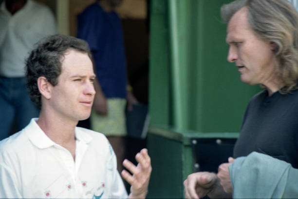 网球双打比赛中的犯规与判罚标准