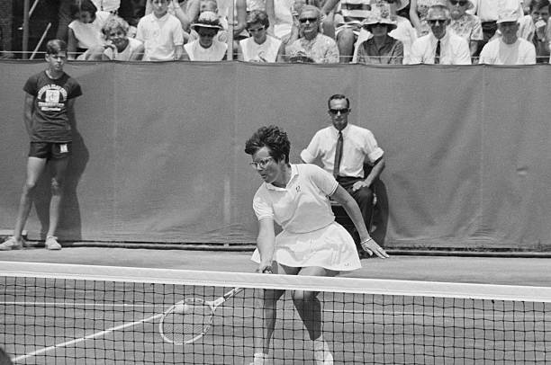 裁判与司线员的职责:如何确保比赛公平进行