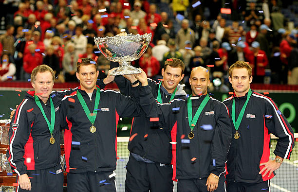 更学术化,强调其背后的物理原理和复杂性