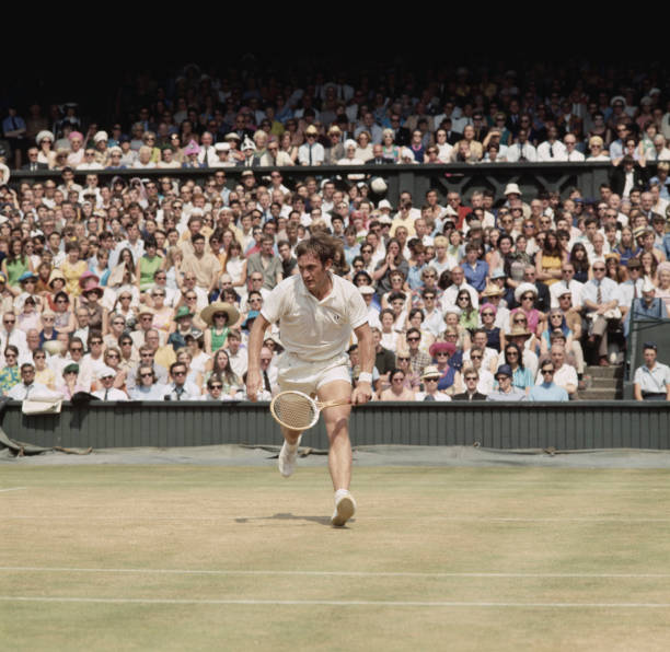 从辛那的正手看现代网球技术发展趋势