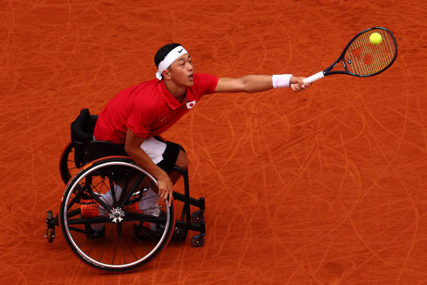 网球规则中的“第一球不算”与公平竞争