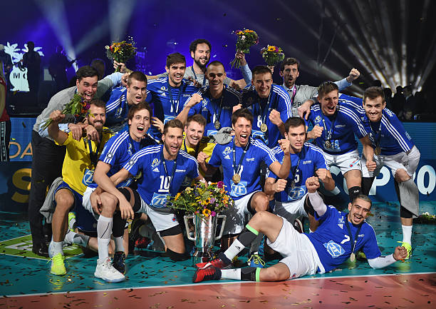 背飞背传在比赛中的应用与战术价值