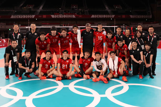 郑益昕的职业生涯：从起点到现在的关键节点