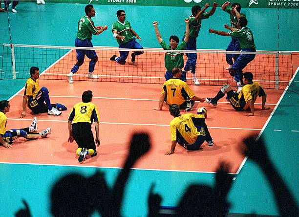 小鹿纯子：一个时代的偶像与精神象征