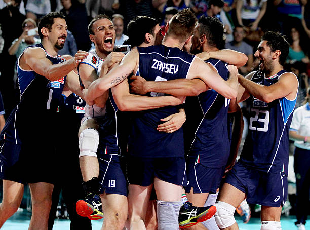 排球发球常见错误及纠正方法(附图解)