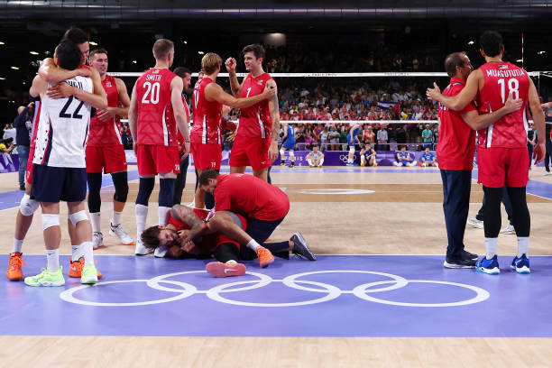 墙打练习：提升排球反应速度的秘诀