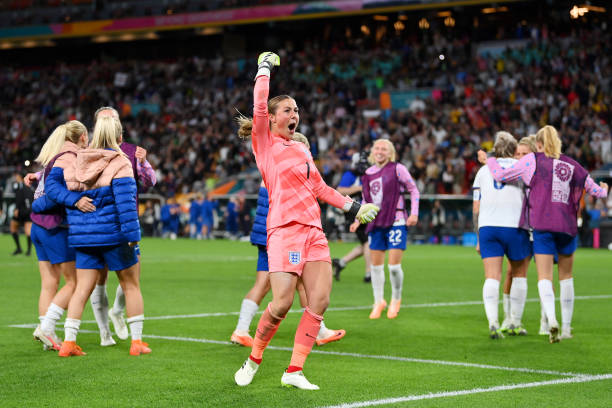 西班牙队斩获U19女篮世界杯季军，年轻球员表现抢眼