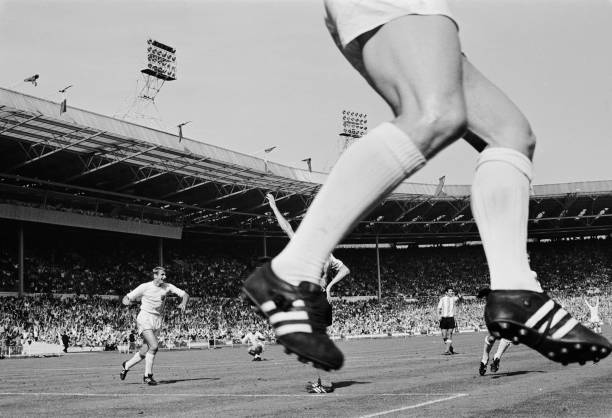 世界杯门票预售价格公布,最低仅需XX美元